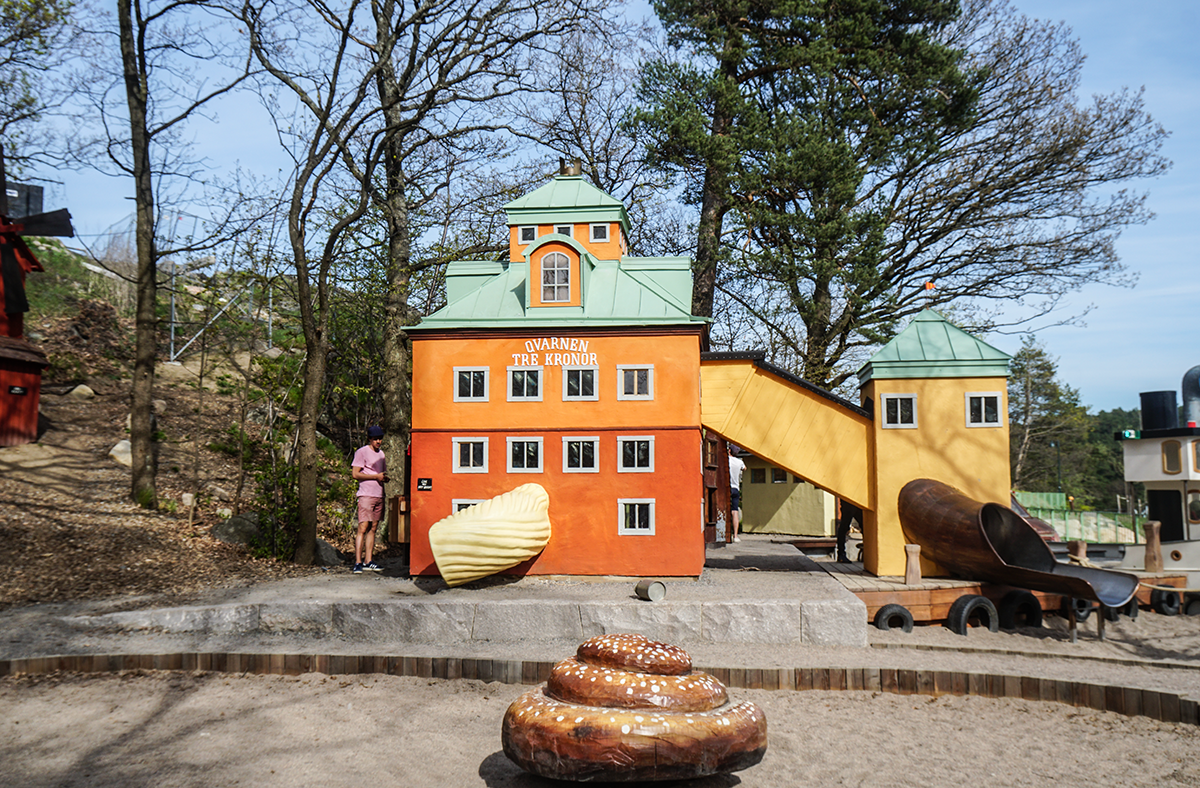Lilla Kvarholmen lekpark i stockholm