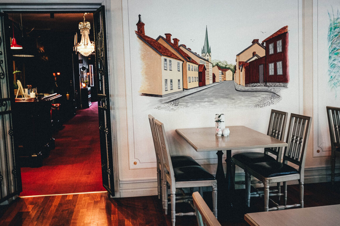 Park Hotel Fawlty Towers Linköping